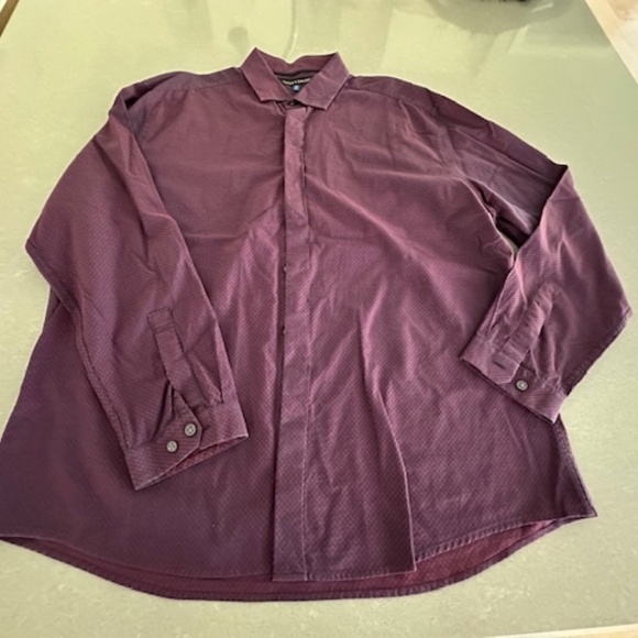 Mens' Vince Camuto XL Magenta and Blue Pattern Dress Shirt - Picture 3 of 7